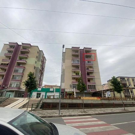 Cloud8 Apt With Castle View, 7Km From The Beach Lezha Kültér fotó